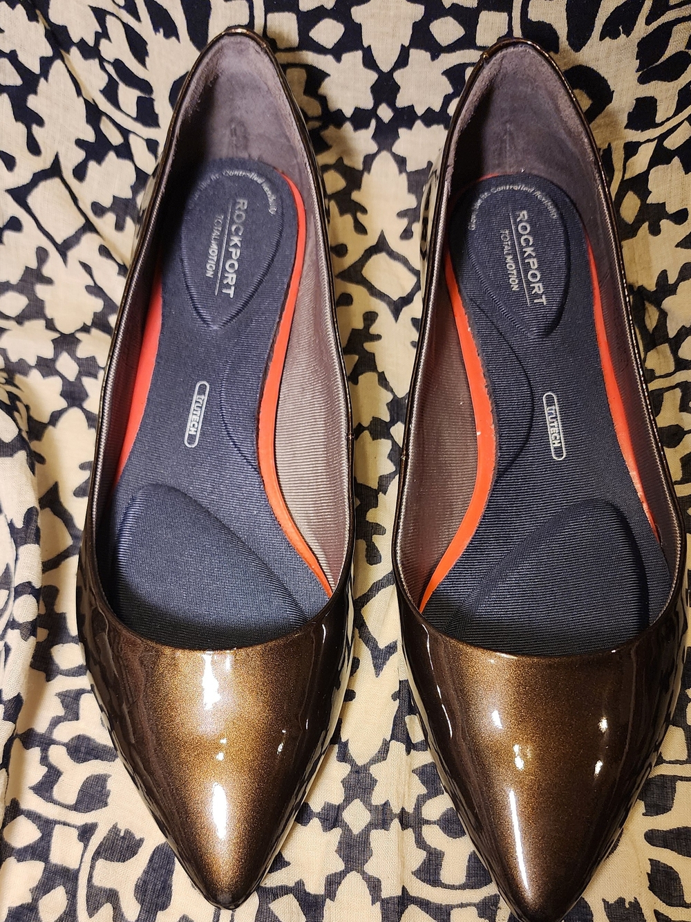 Rockport Women's Metallic Bronze Pointed Flats Sz 8.5 W